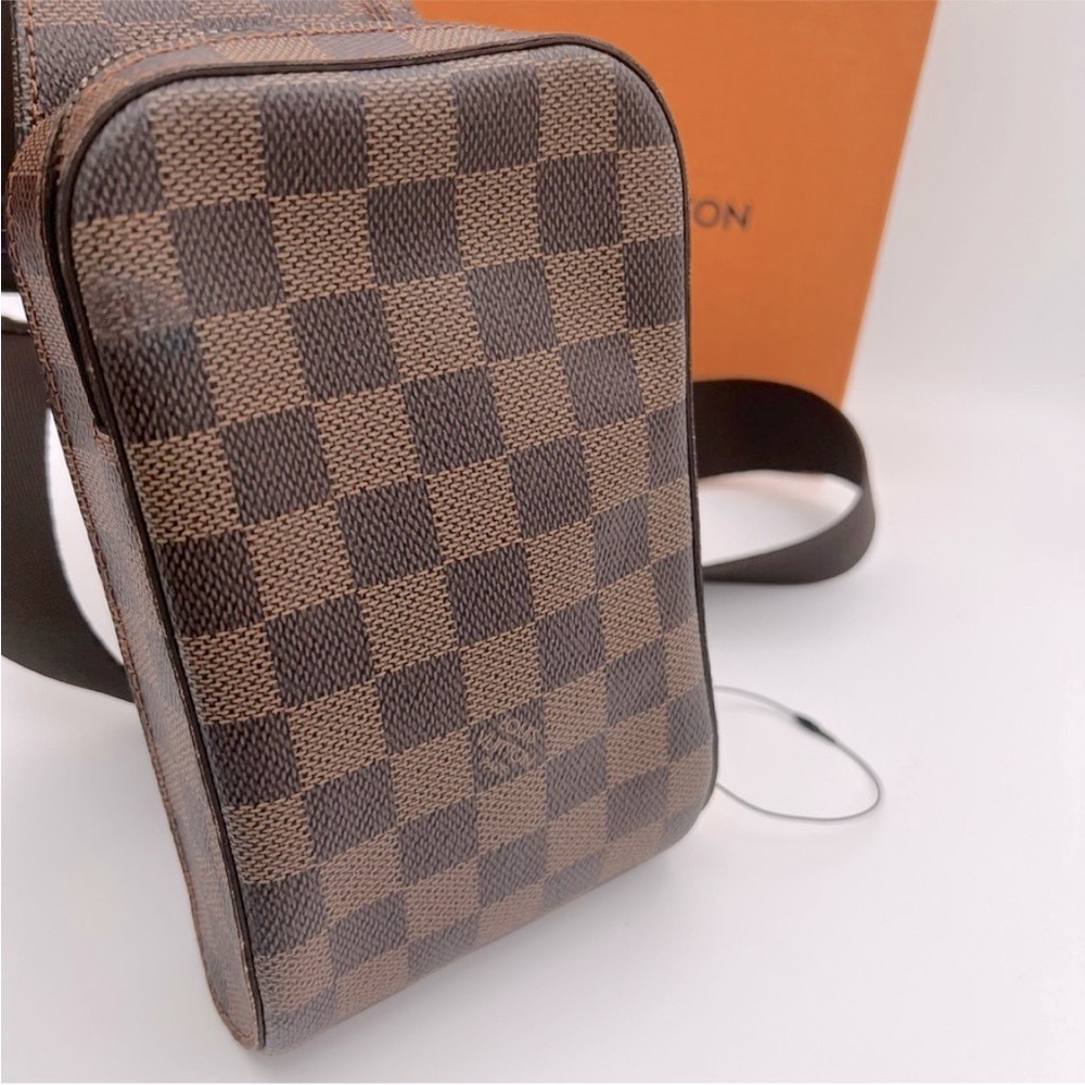 Authentic Louis Vuitton Damier ebene belt bag large with box - Picture 7 of 10